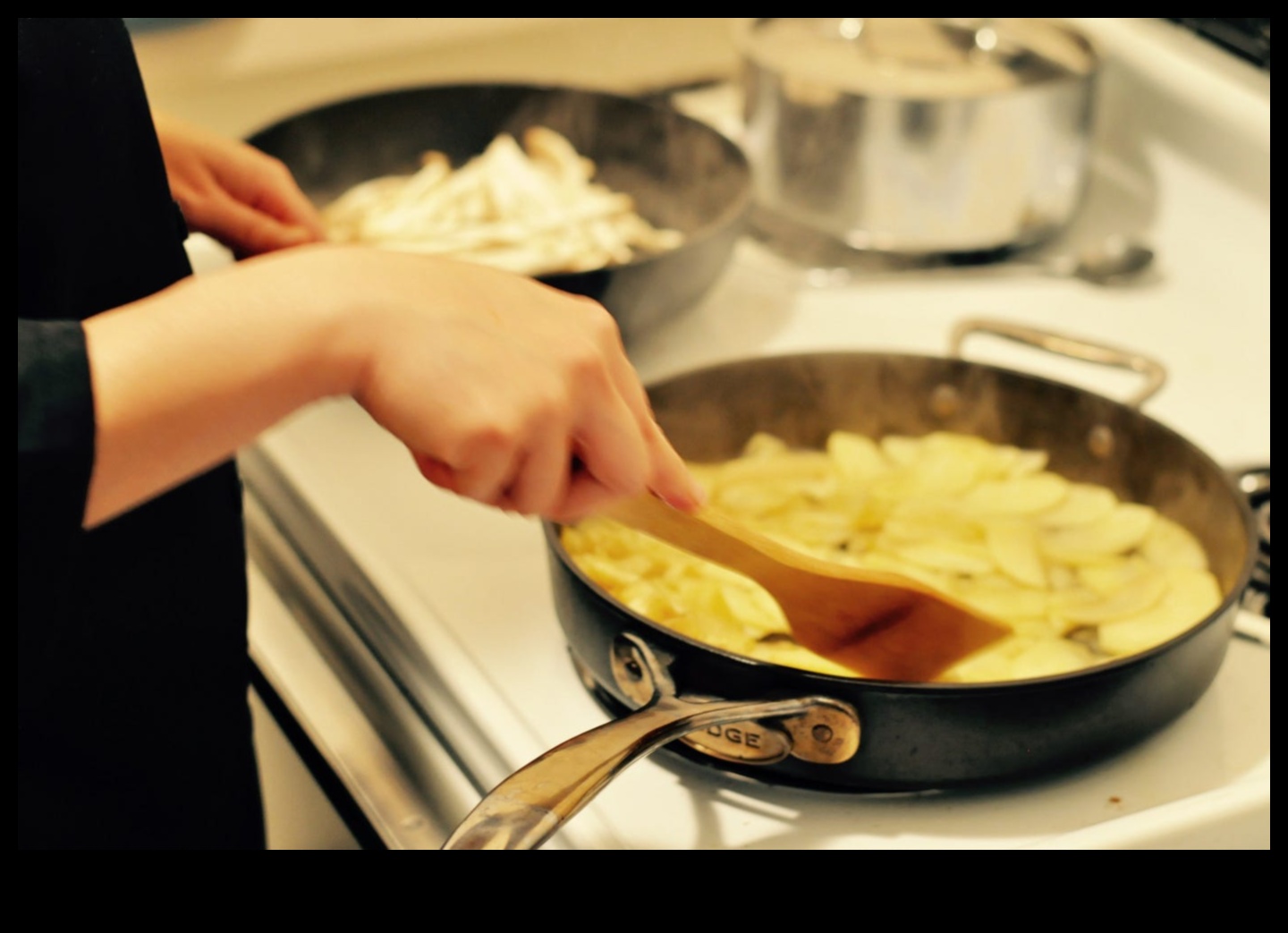 Pašmāju elegance: stila ievadīšana ikdienas mājas gatavošanā