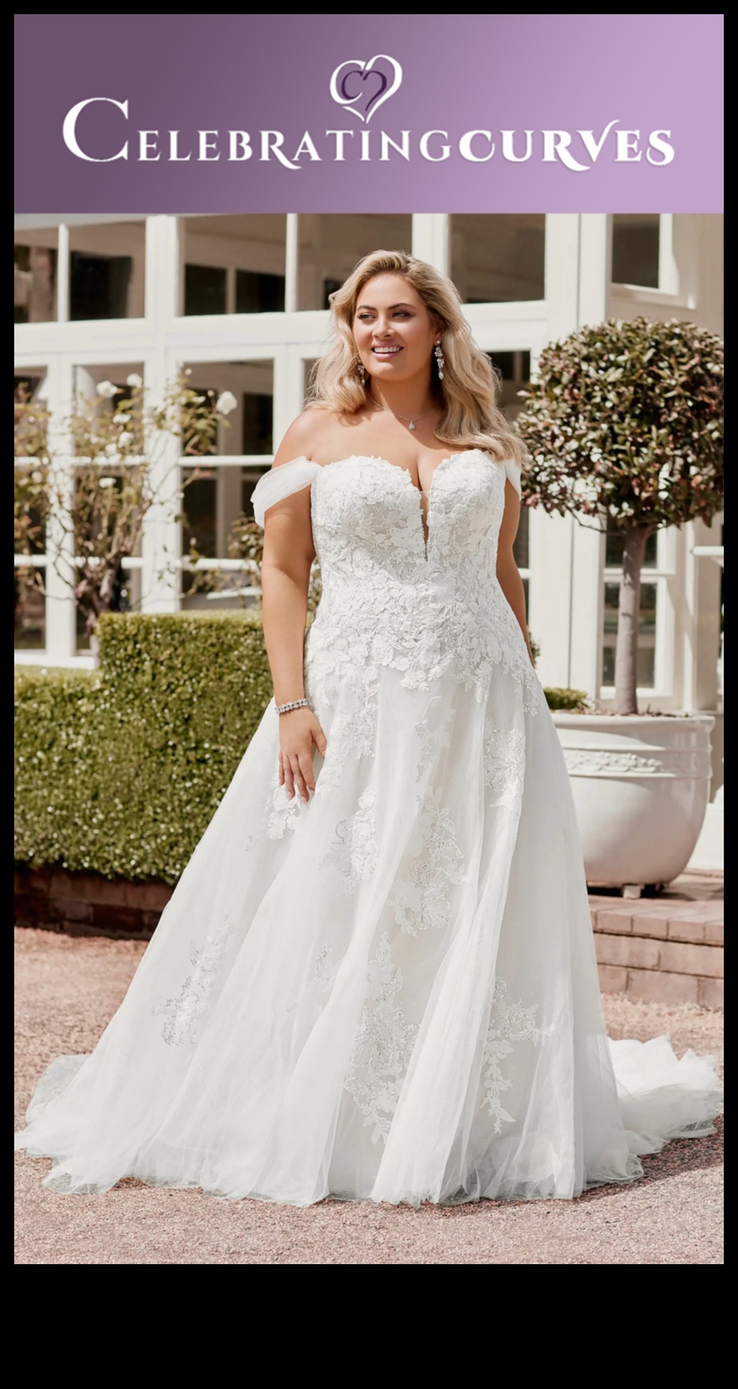 Izstrādāts lielizmēra līgavas modes brīnumiem Curves, kas liks jums justies kā karalienei 4 Veidots līkumiem: liela izmēra Bridal Couture Marvels